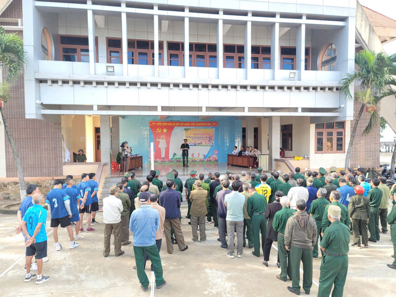TOÀN CANH